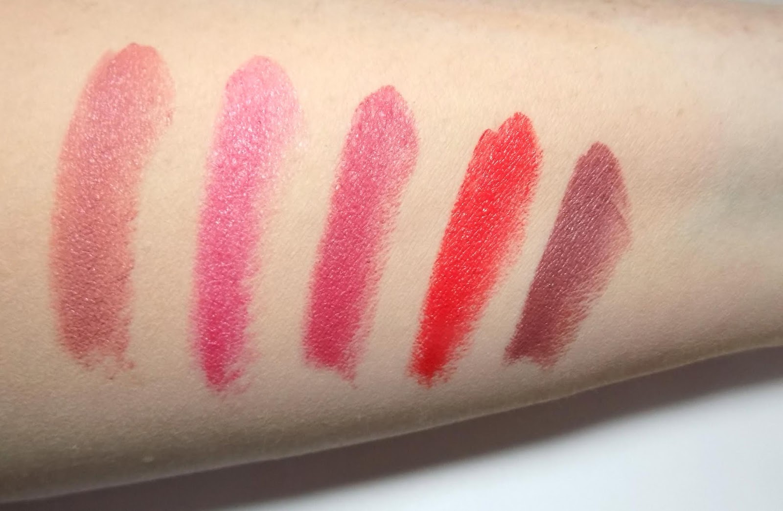 The Beauty Alchemist IT Cosmetics Pillow Lips Lipstick