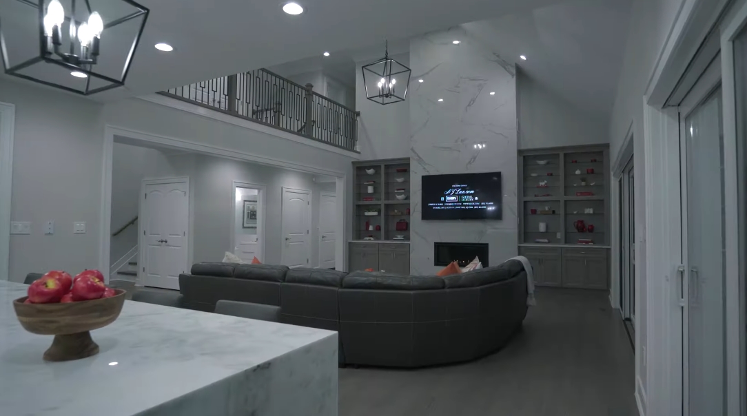 41 Interior Design Photos vs. 6 Minor Ct, Denville, NJ Luxury Home Tour