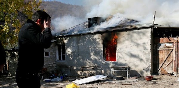 Tak Rela Diambil Alih Azerbaijan, Warga Bakar Rumah Massal Sebelum Tinggalkan Nagorno-Karabakh