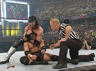 WWE / WWF Invasion 2001 PPV - X-Pac battles Billy Kidman