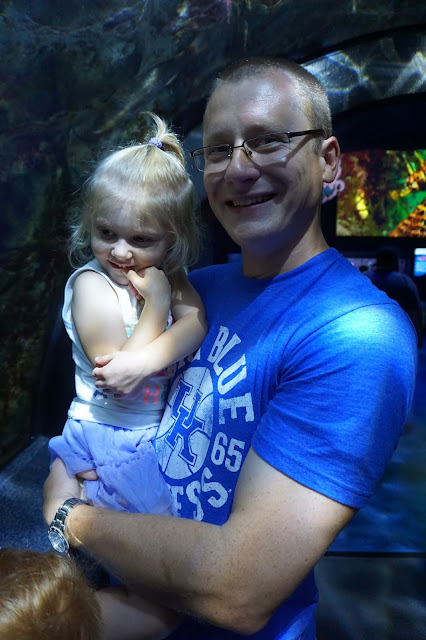 Daddy & Stella at the Newport Aquarium