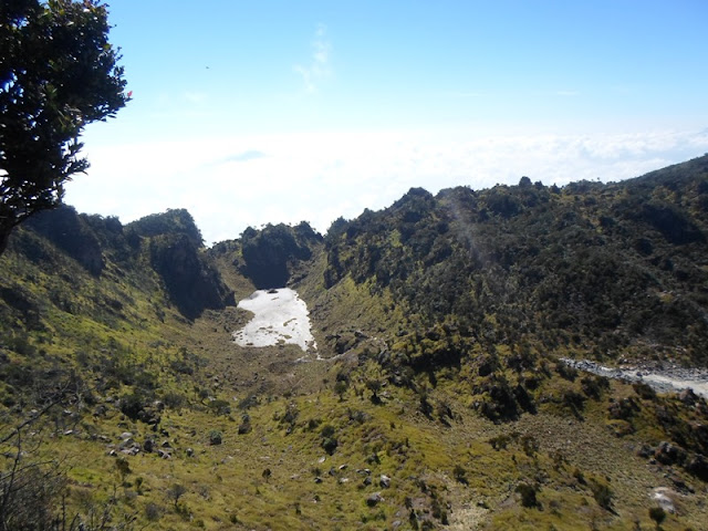 kawah gunung sumbing