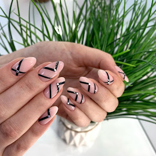 Nail Art Ideas,20 Stylish Nail Art Ideas,nail art 2018,nail art designs,nails designs,nail art easy, usa nail art, uk nail design, Canada stylish nail design,italian nail design