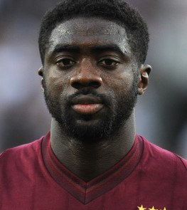 El Liverpool ata el fichaje de Kolo Touré