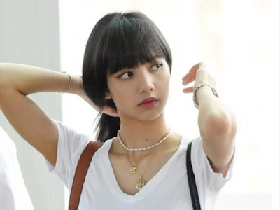 Lisa 'BLACKPINK' Pertama Kali Berambut Hitam Lisa 'BLACKPINK' Pertama Kali Berambut Hitam
