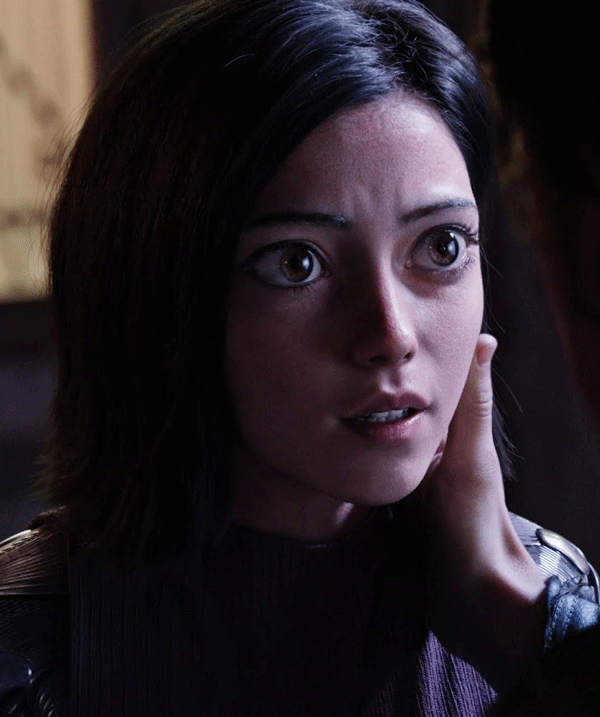 영화 알리타의 한 장면 gif 비교