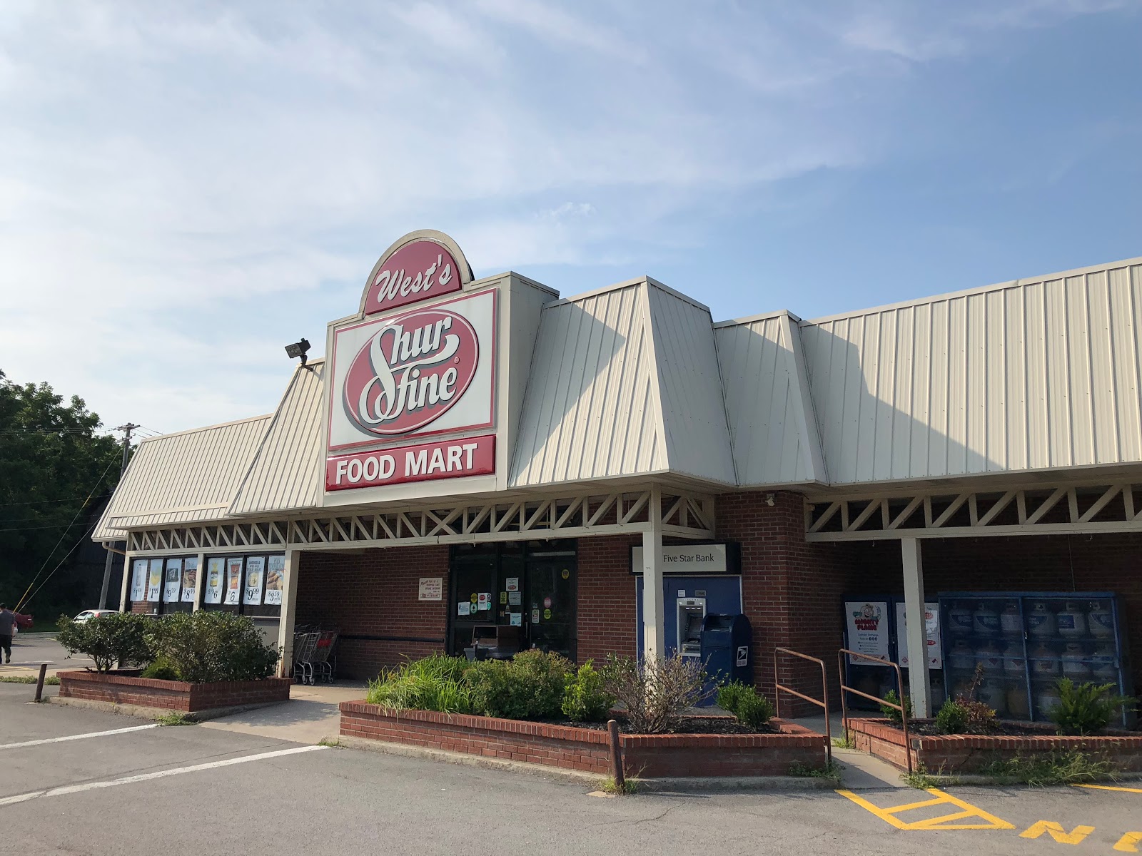 Snapshot West's ShurFine Livonia, NY