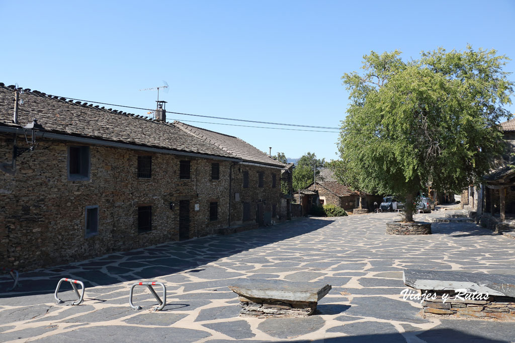 Pueblos negros de Guadalajara, Campillo de Ranas