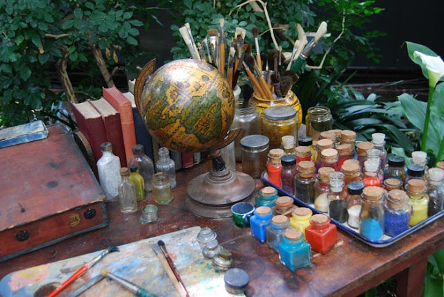 frida kahlo at the botanical gardens http://schulmanart.blogspot.com/2015/07/happy-birthday-frida-kahlo.html