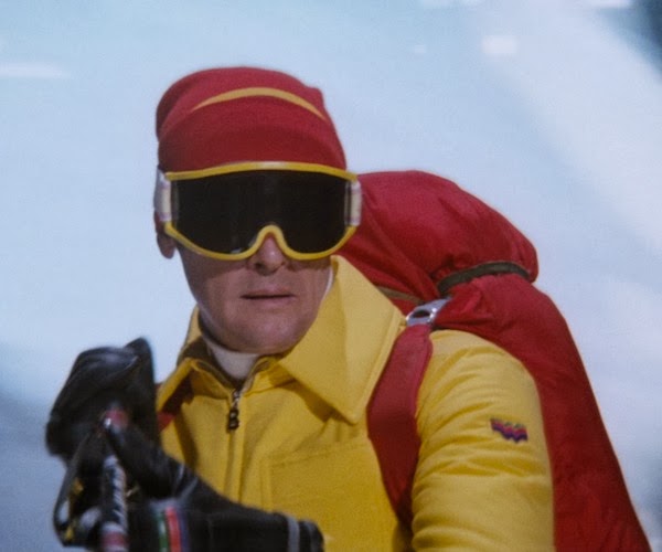 Bogner yellow Ski-Suit in James Bond film 