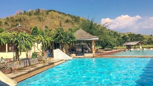 Harga Tiket Masuk Kolam Renang Sundul Parang - Info Magetan