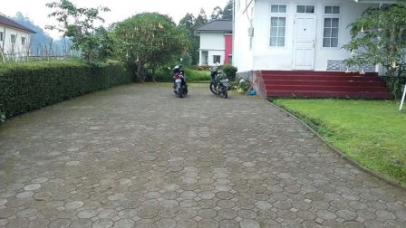 29+ Villa Putih Istana Bunga Lembang Background