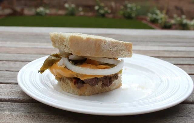How to make the best green chile cheeseburgers at home (tips from the Green Chile Cheeseburger Smackdown in Santa Fe, NM)