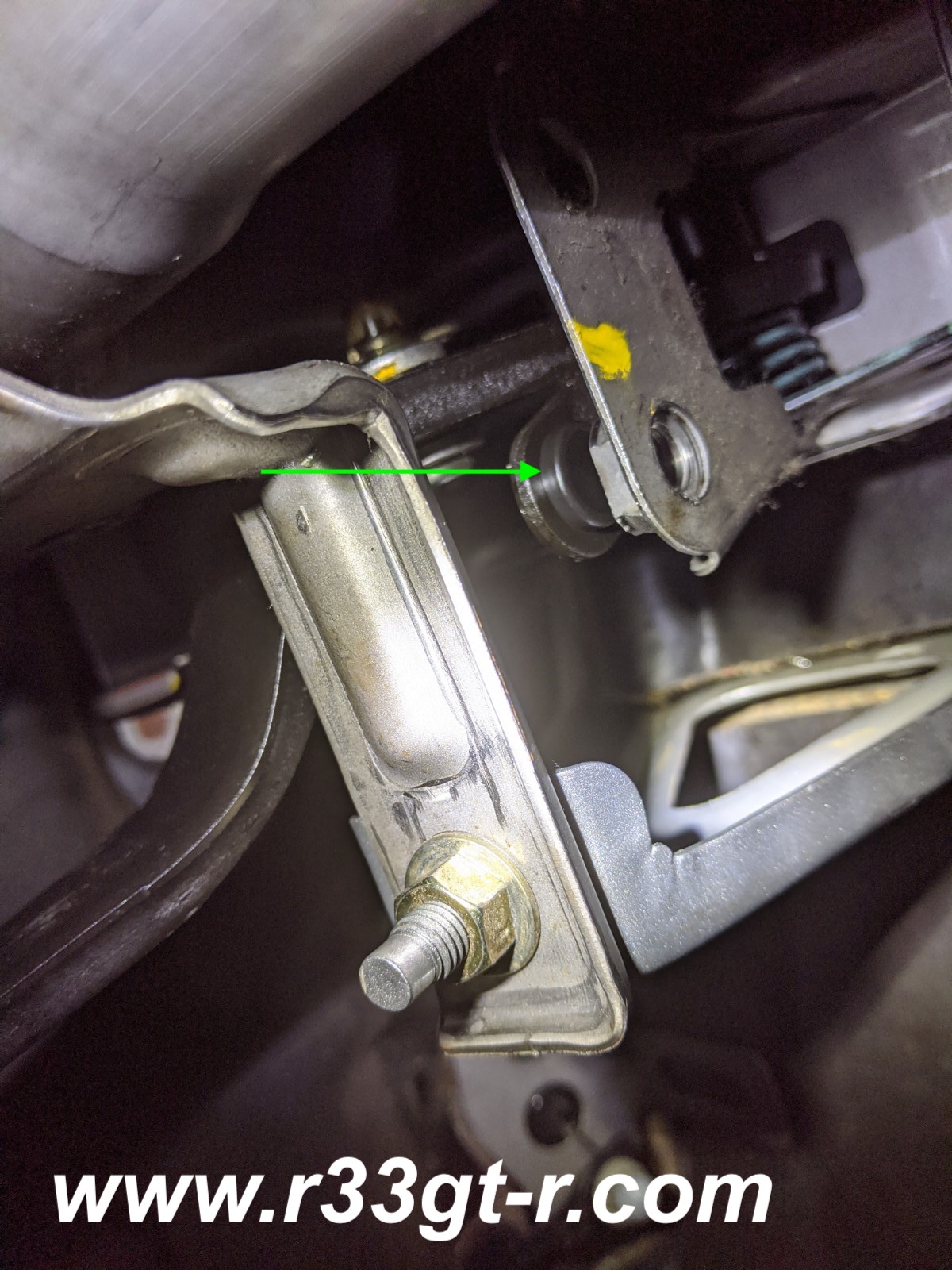 One Man's Lonely Adventures In His R33 Skyline GTR Minor DIY Repair