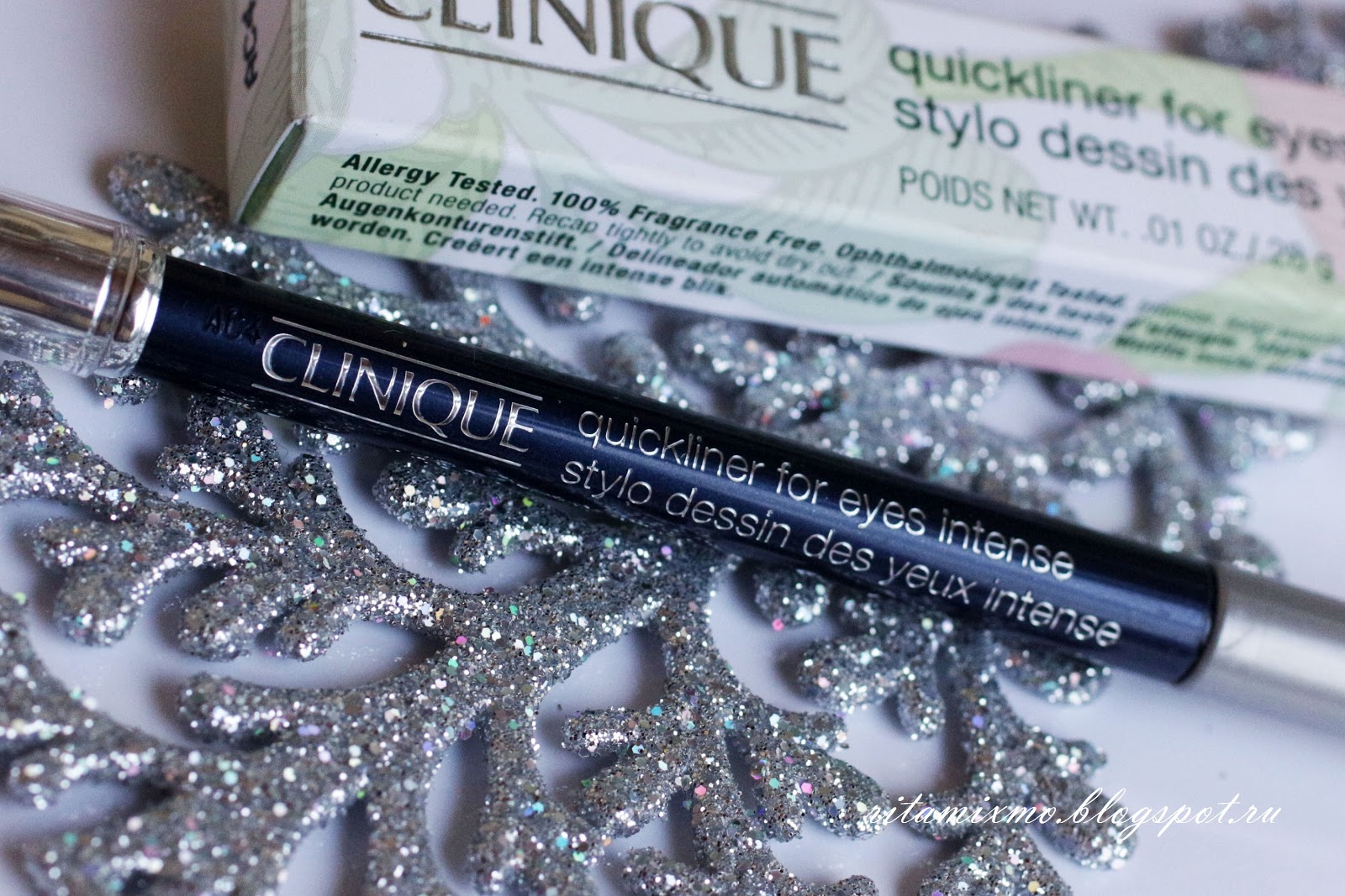 Мне захотелось настоящий синий карандаш, и я выбрала - Clinique Quickliner For...