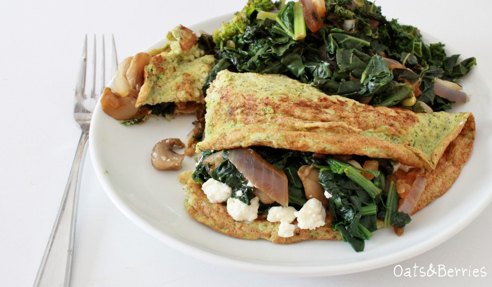 Oats & Berries Spinach, Feta, and Mushroom Omelet with Pesto