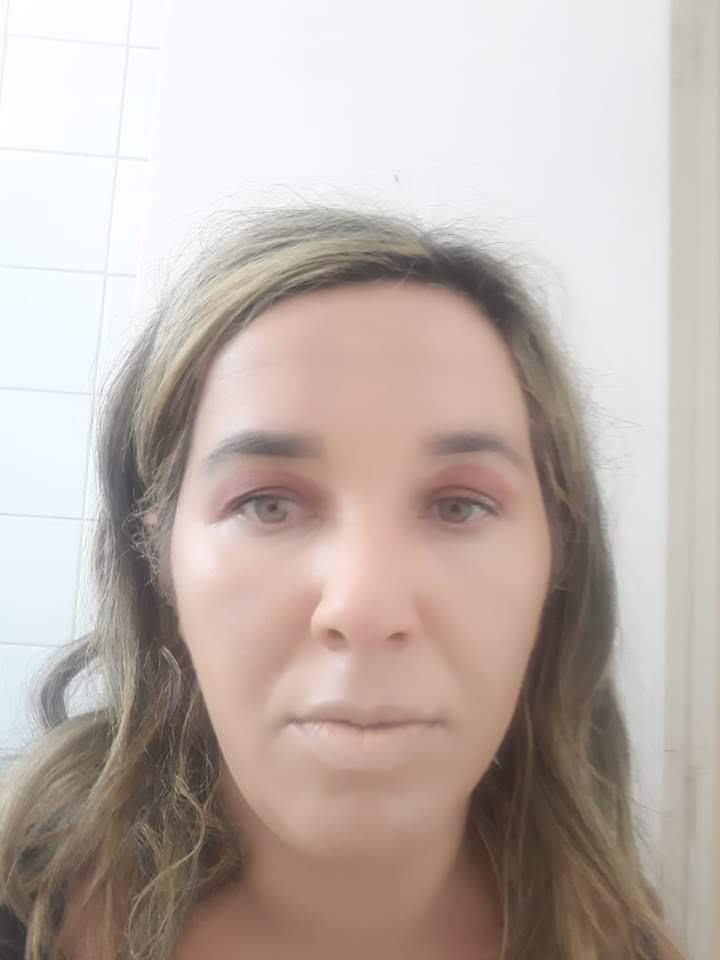 Karina Padilha Consultoria em Cosméticos: Duo de Sobrancelha da Abelha