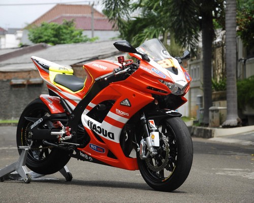 Modifikasi ninja 250 fi mono rr karbu hijau merah putih abs airbrush