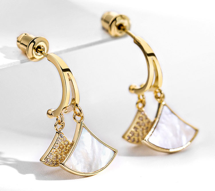 完美伴侶貝殼鋯石扇形耳環