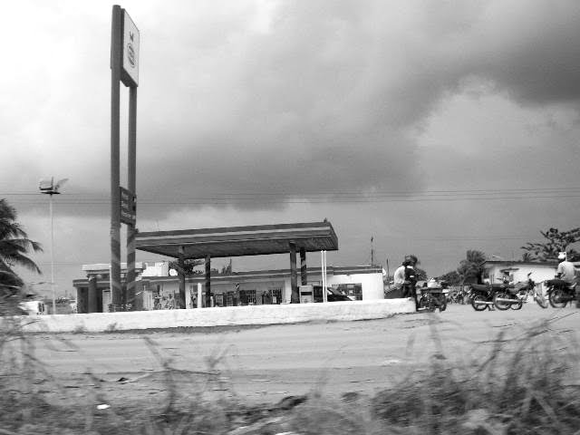 CA -petrole station- LAGOS / NIGERIA
