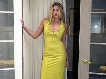 estella warren