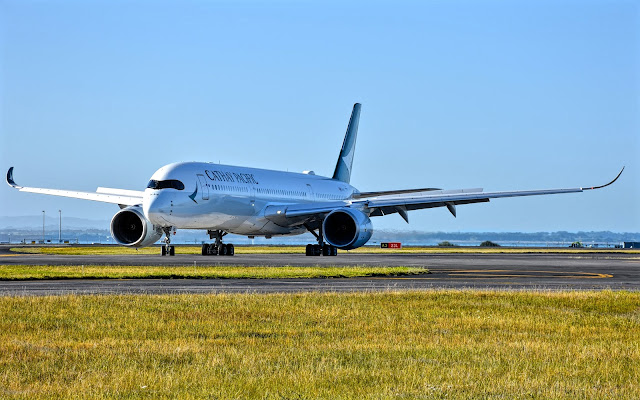 cathay a350-1000