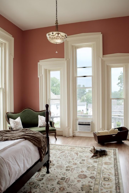 Guest Room Makeover in a Historic Mansion