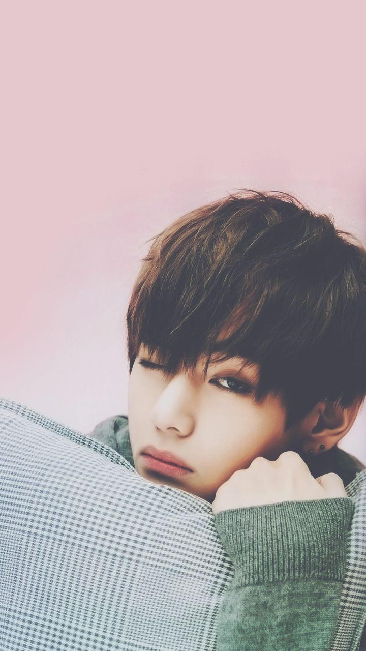 Latest BTS V Cute Wallpaper Collection | WaoFam Wallpaper | WaoFam