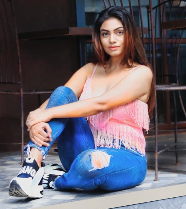 Nidhi Mahawan Web Series, Movies, Photos Age, Height and Online Videos - Bhojpuri Filmi Duniya