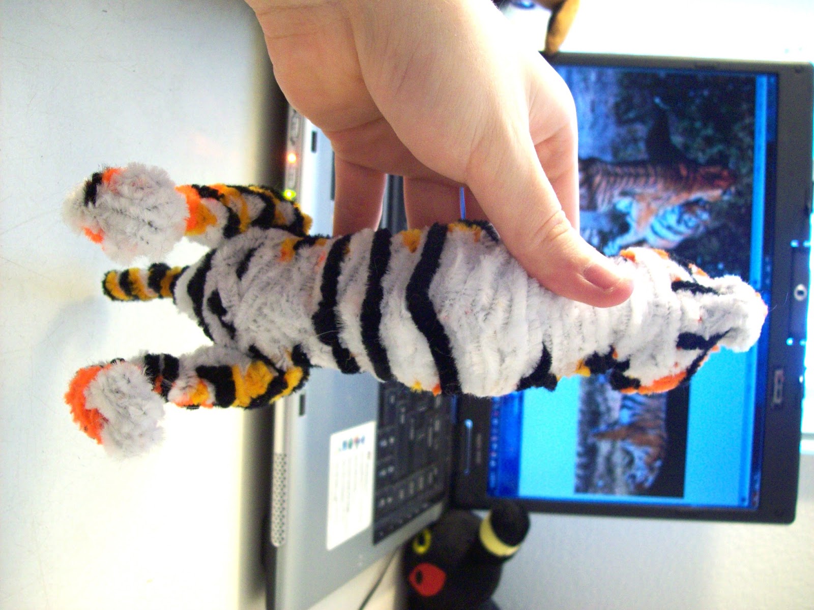Ash's process blog Pipe Cleaner Tiger Sculpture and Process