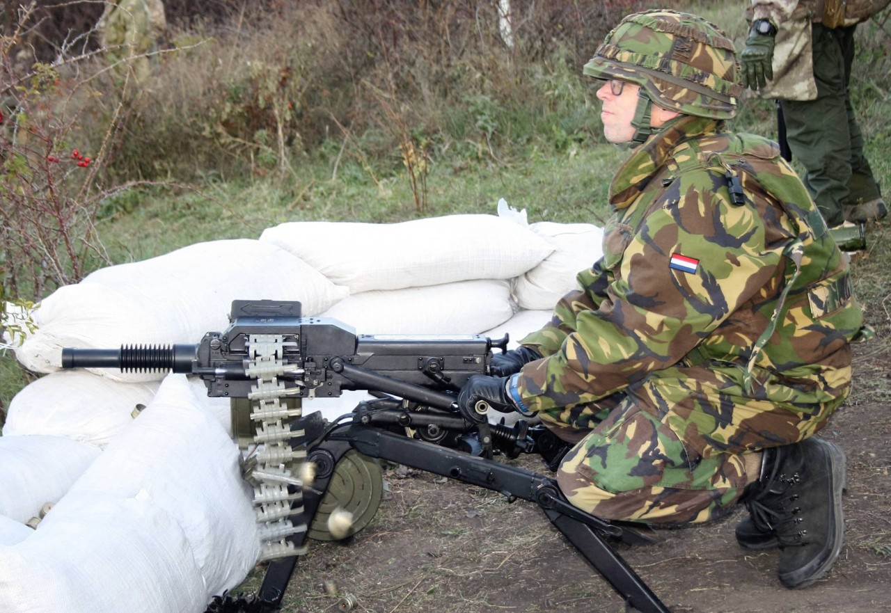NATO troops test Ukrainian weapons in Donbass