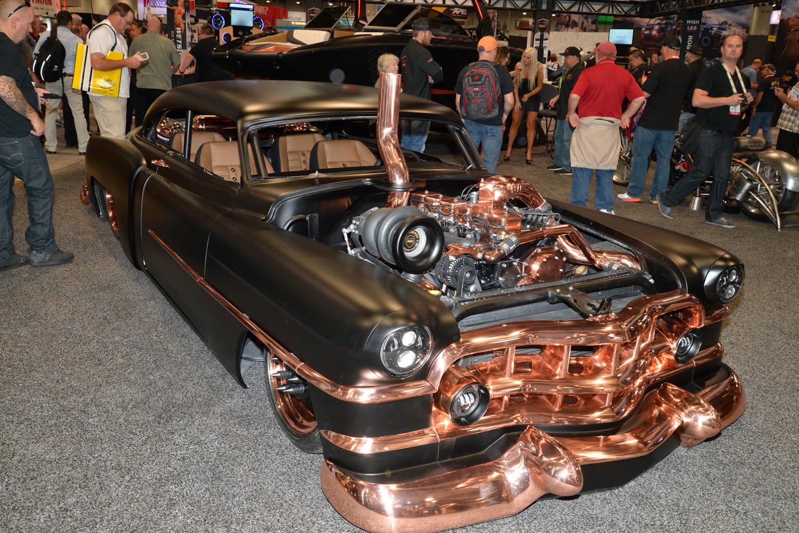 Sema машина 2016