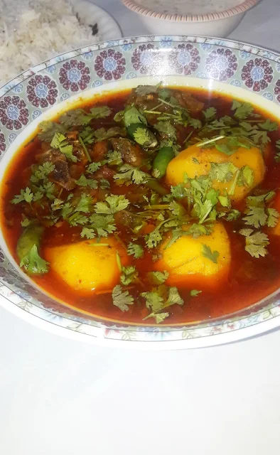 degi-aloo-gosht-recipe