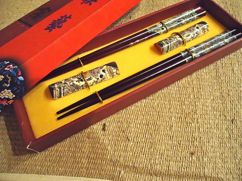 Pine Creek Style The Use of Chopsticks & Etiquette...