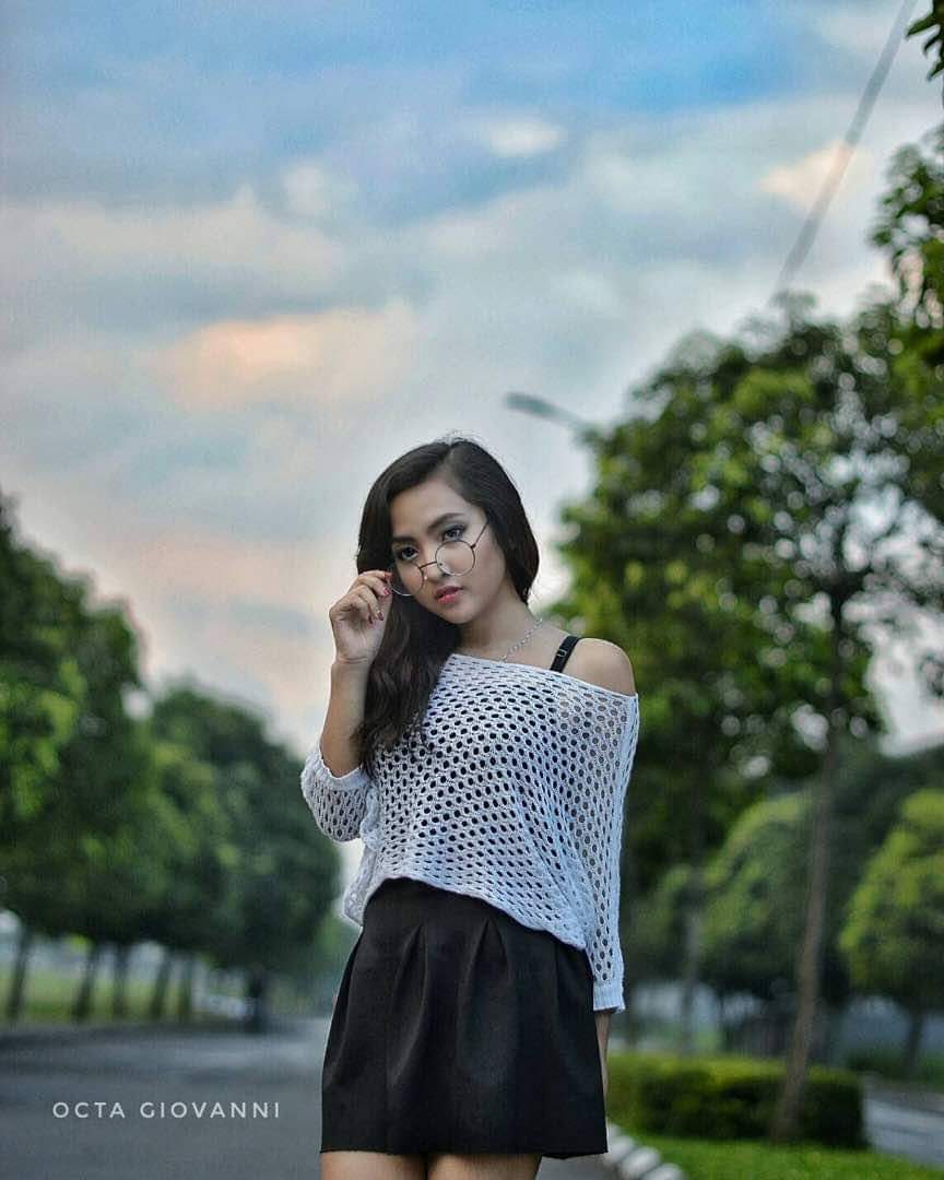 Super Tag: Cewek cantik Cloudya Yastin aka Claudya Yastin, Cewek cantik den...