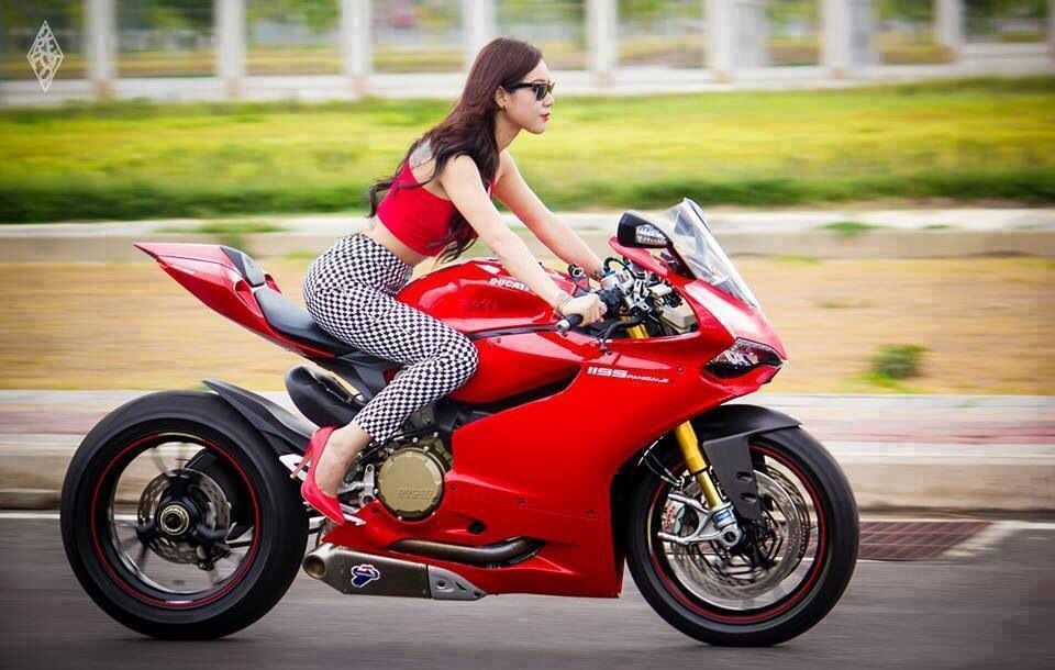 Ducati 1199 with girl