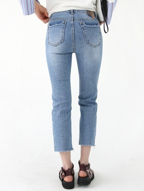 [66girls] Distressed Contrast Stripe Detail Jeans | KSTYLICK - Latest ...
