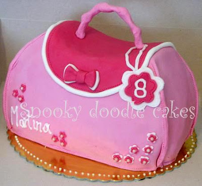 Snooky doodle Cakes: 1/1/13