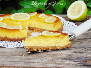 Cheesecake al limone , un dessert fresco , goloso e facile da realizzare 