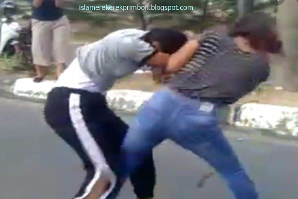 26 Tafsir Mimpi Tentang Berantem Menurut Islam Erek Erek 2D 3D 4D dan