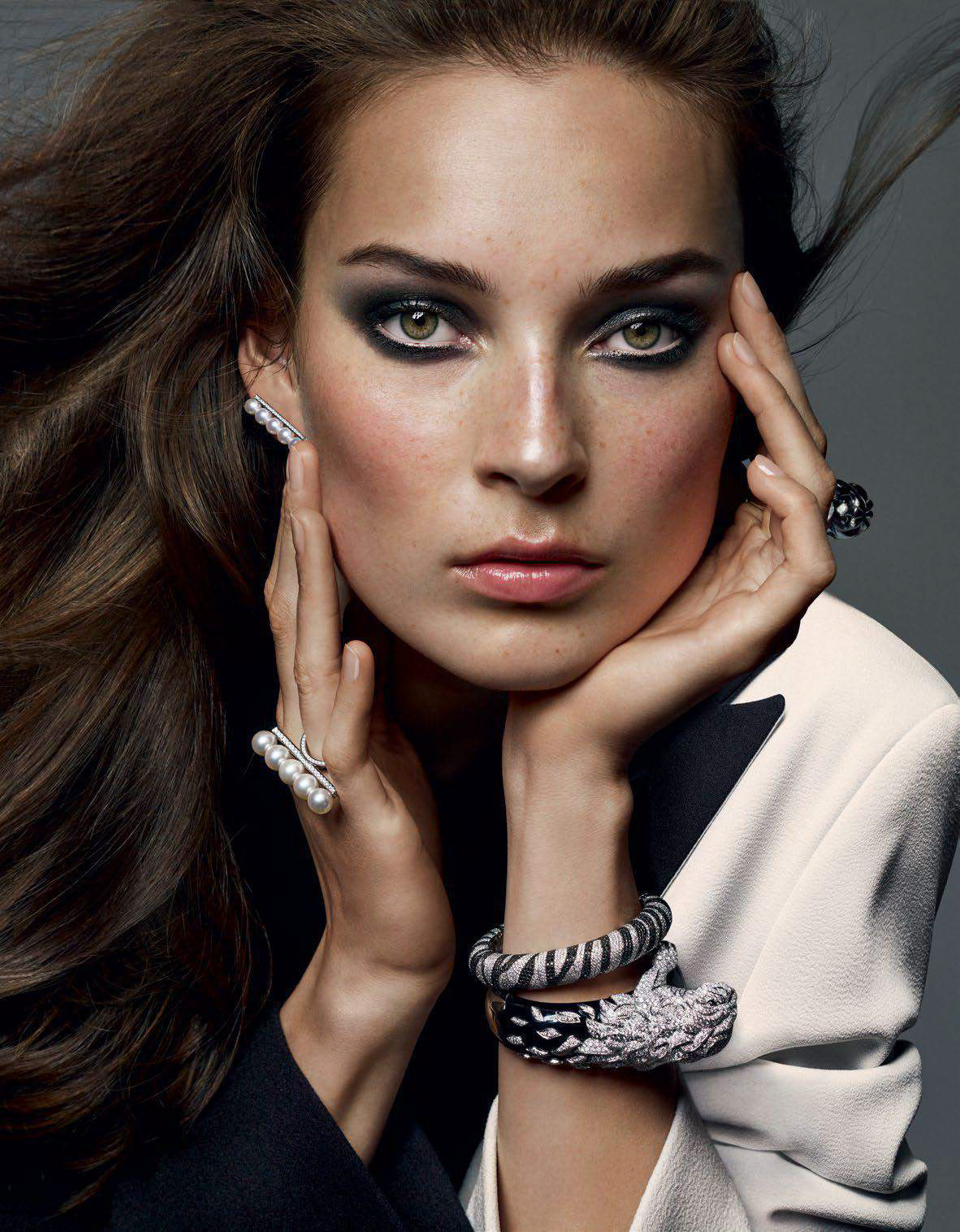 Watch - Bergshoeff julia vogue germany september video Watch - Bergshoeff julia vogue germany september video