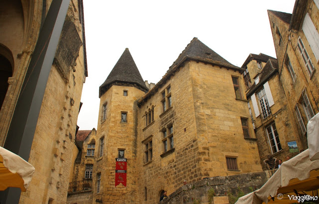 Il bel villaggio medievale di Sarlat la Caneda