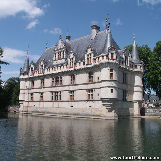 Chateau d'Azay le Rideau, Indre et Loire, France. Photo by Loire Valley Time Travel.