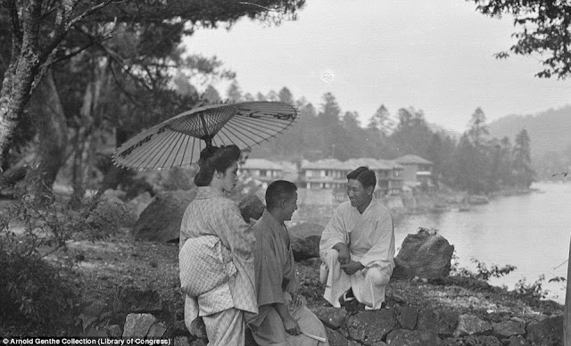 Япония в фотоснимках от Арнольда Генте