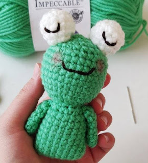 PATRON GRATIS RANA AMIGURUMI 41907