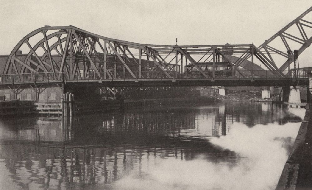 Archer Avenue History and Legends