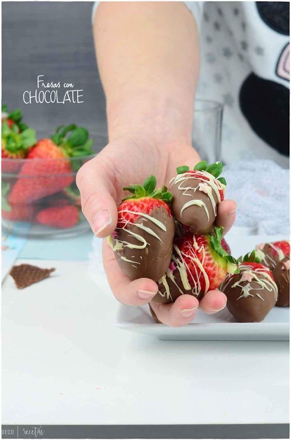 Fresas con chocolate-Saca el máximo partido a tus fresas - Fresas cubiertas de chocolate- como hacer fresas con chocolate- Receta: fresas con chocolate- receta de fresas con chocolate blanco