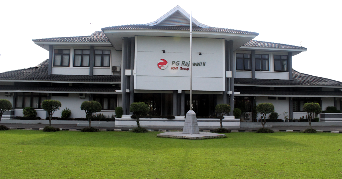 Pabrik Gula dengan Sistem Modern