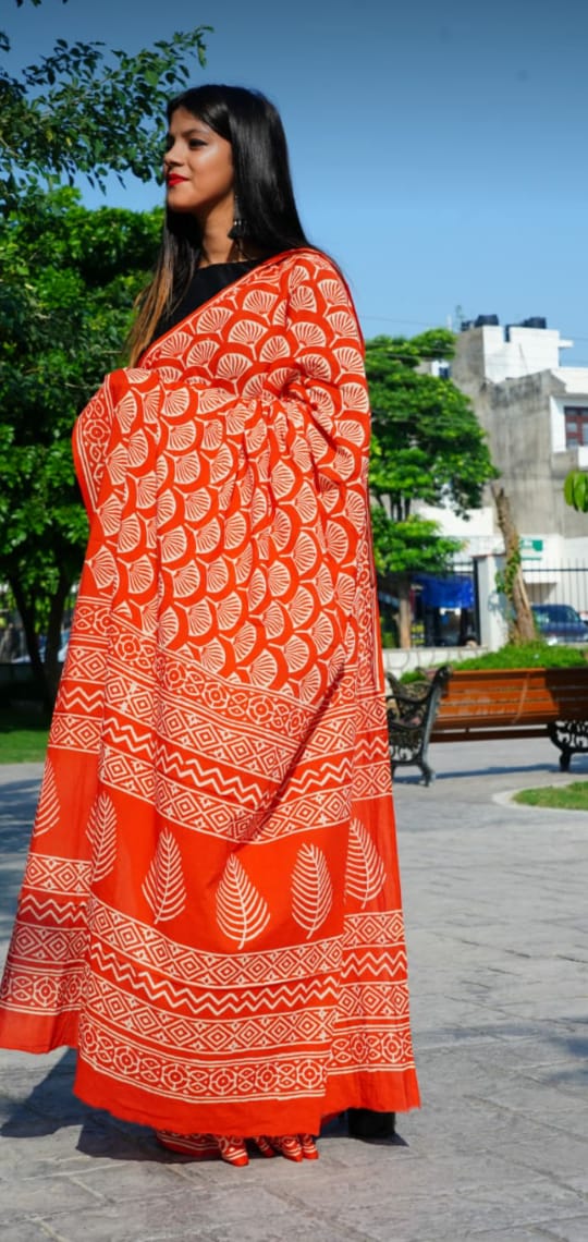 Buy Premium Cotton Malmal Saree - STYLE LIQUID