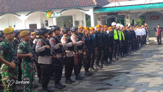 Direktur keselamatan Dan Keamanan PT KAI Pimpin Langsung Apel Gelar Pasukan Pengamanan Natal 2019 Dan Tahun Baru 2020 Direktur keselamatan Dan Keamanan PT KAI Pimpin Langsung Apel Gelar Pasukan Pengamanan Natal 2019 Dan Tahun Baru 2020